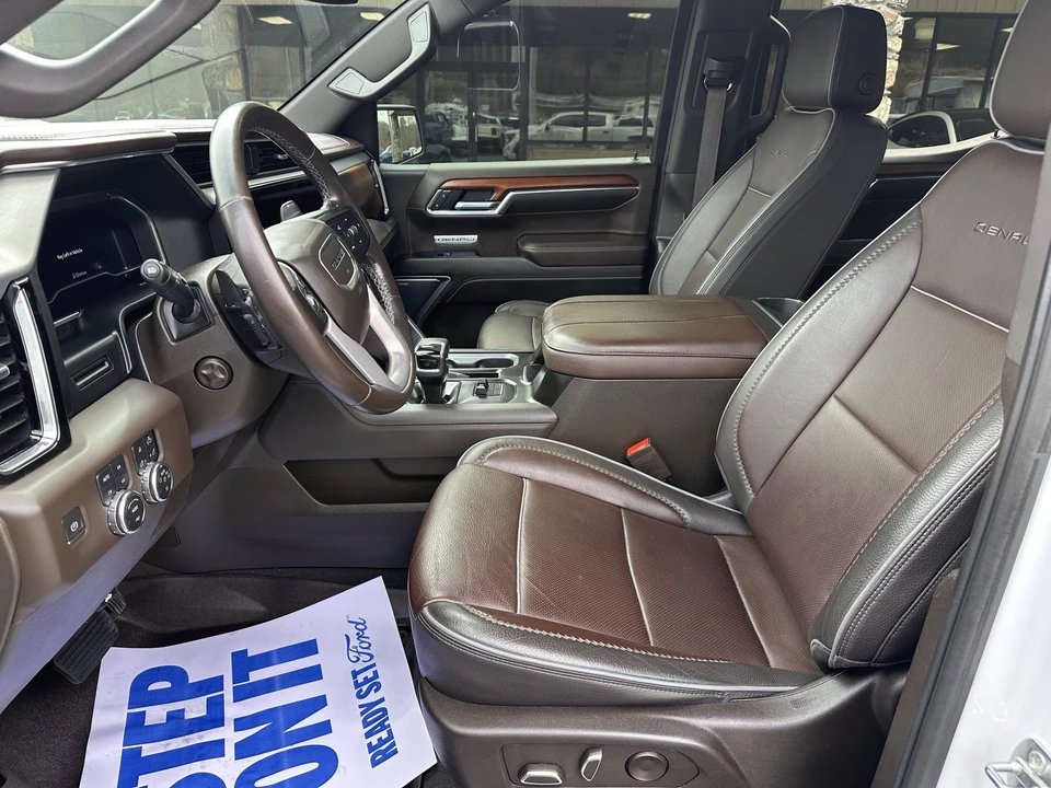 2023 GMC Sierra 5th Gen - Image 12 of 31