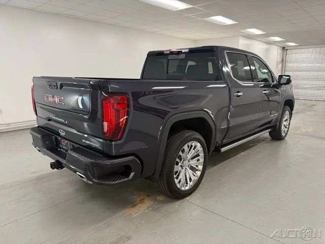 2023 GMC Sierra 5th Gen - Image 7 of 21