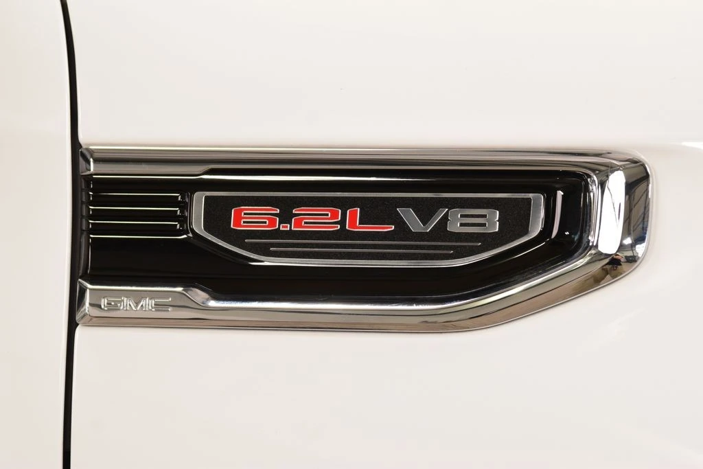 2023 GMC Sierra 5th Gen - Image 16 of 21