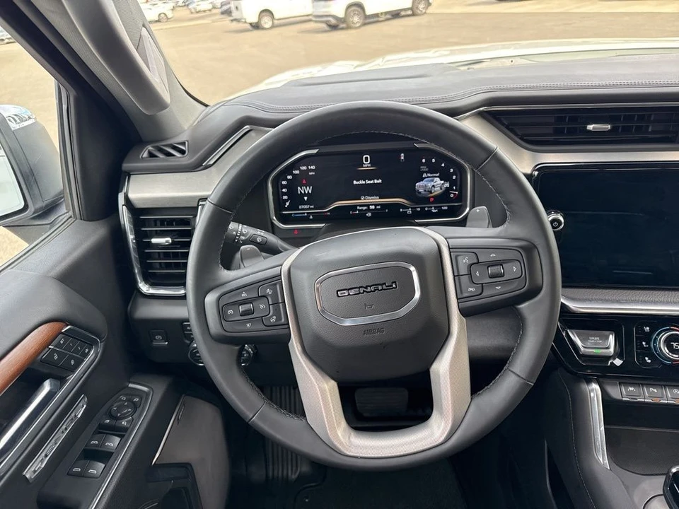2023 GMC Sierra 5th Gen - Image 16 of 21