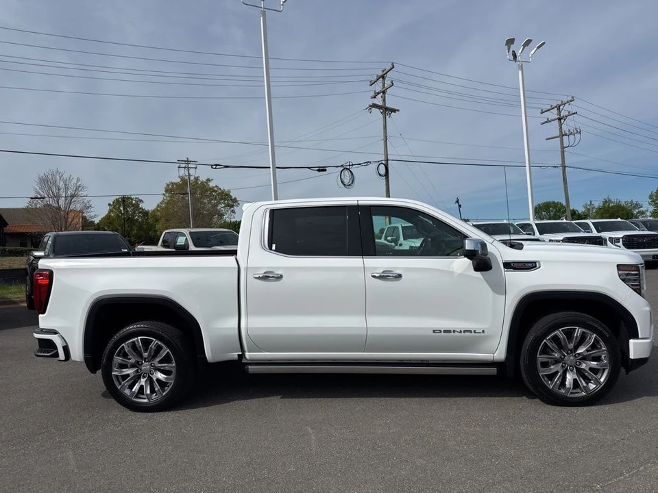 2023 GMC Sierra 5th Gen - Image 6 of 21