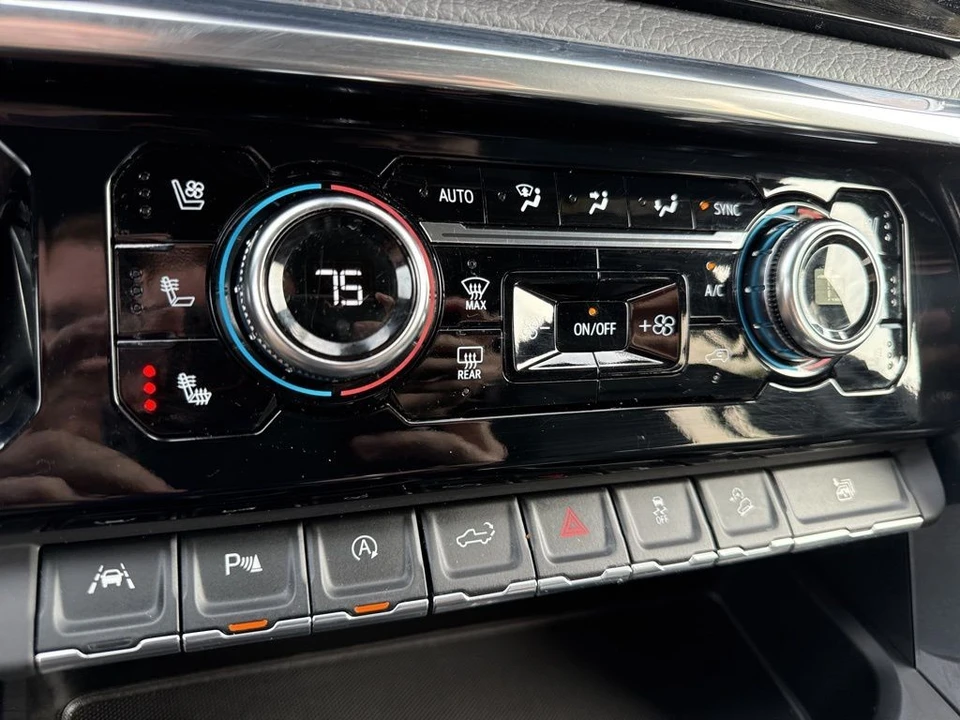 2023 GMC Sierra 5th Gen - Image 21 of 21