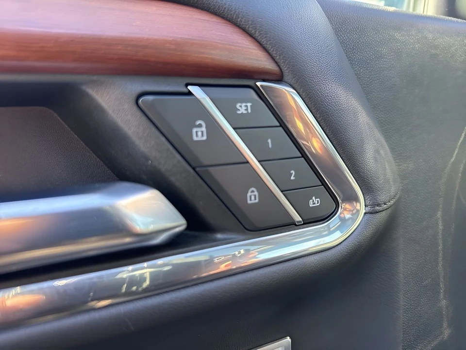 2023 GMC Sierra 5th Gen - Image 11 of 12