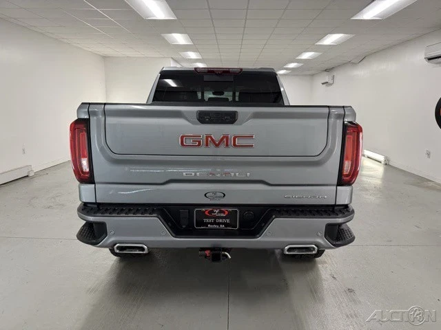 2023 GMC Sierra 5th Gen - Image 4 of 18
