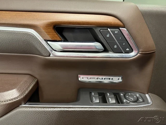 2023 GMC Sierra 5th Gen - Image 10 of 18