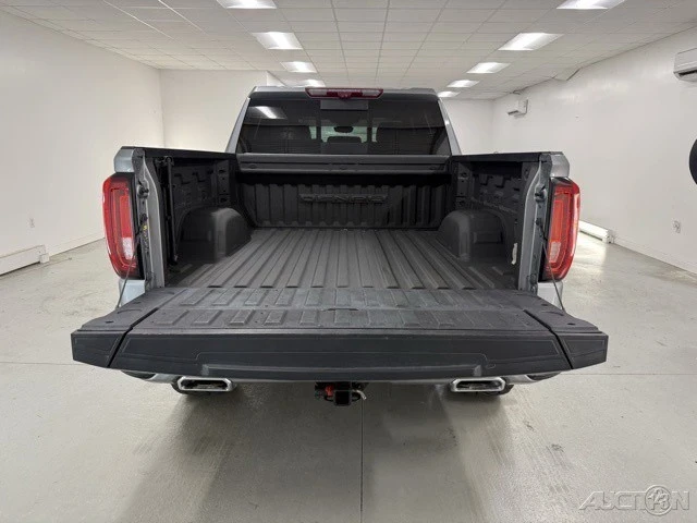 2023 GMC Sierra 5th Gen - Image 5 of 18