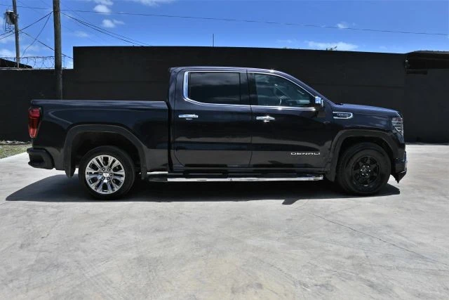2023 GMC Sierra 5th Gen - Image 7 of 21