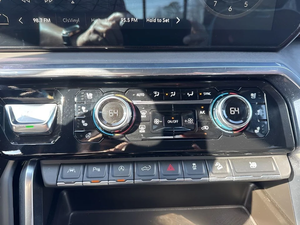 2023 GMC Sierra 5th Gen - Image 21 of 21
