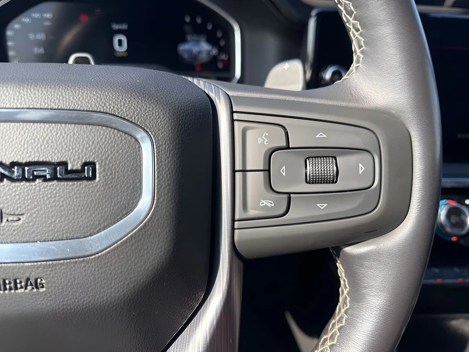 2023 GMC Sierra 5th Gen - Image 18 of 21