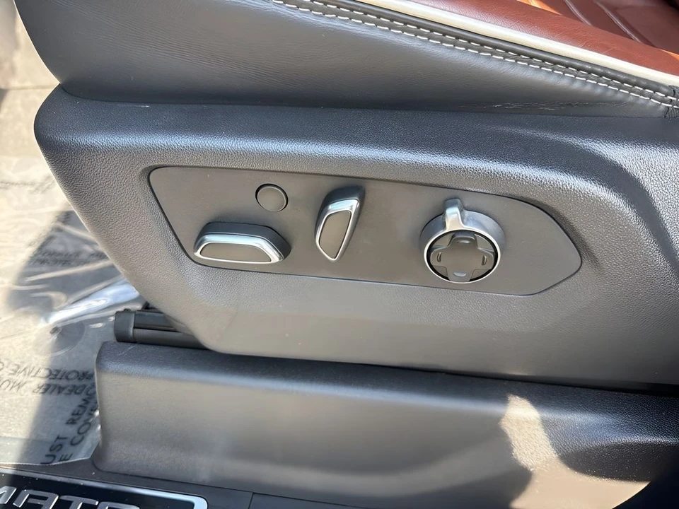 2023 GMC Sierra 5th Gen - Image 10 of 12