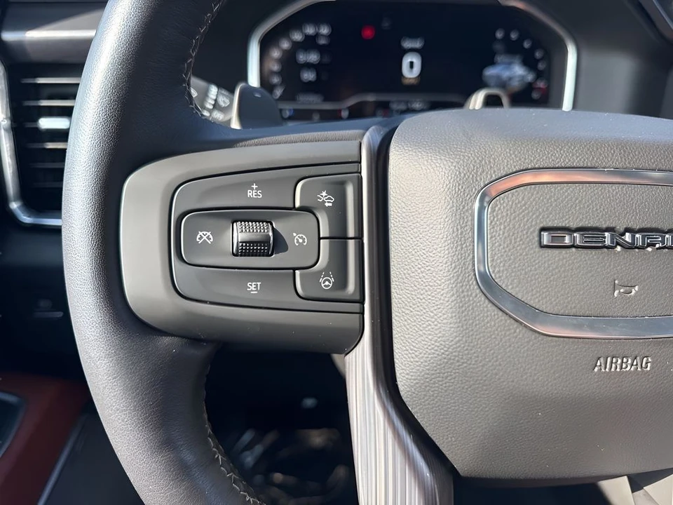 2023 GMC Sierra 5th Gen - Image 17 of 21