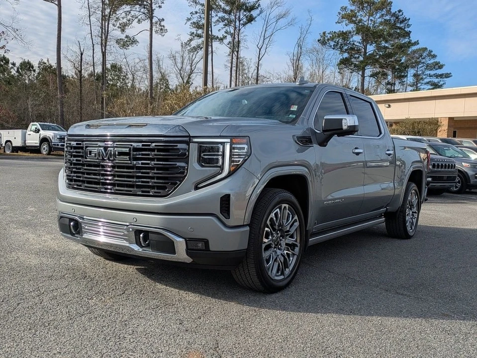 2023 GMC Sierra 5th Gen - Image 3 of 12