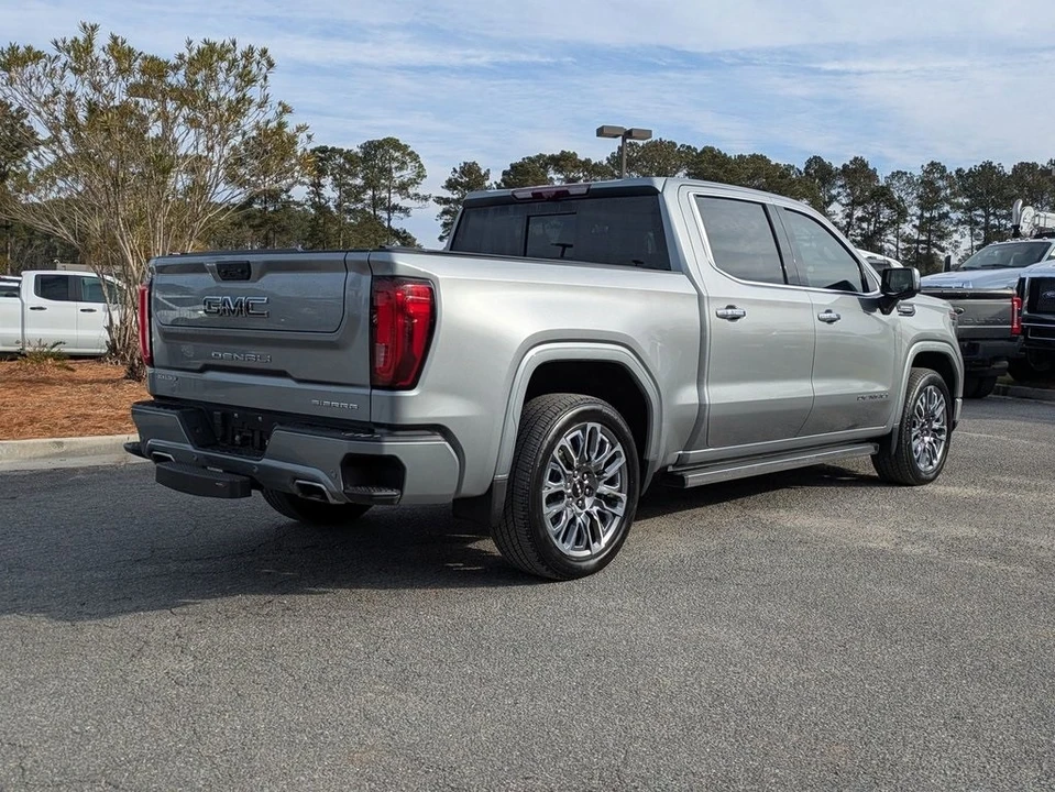 2023 GMC Sierra 5th Gen - Image 6 of 12