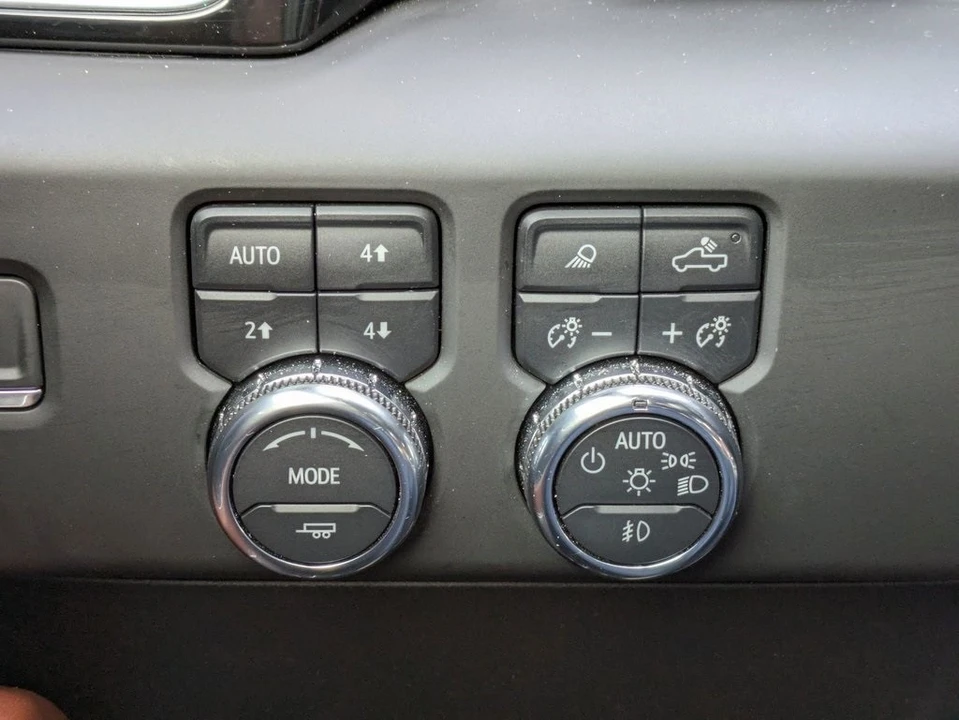 2023 GMC Sierra 5th Gen - Image 12 of 12
