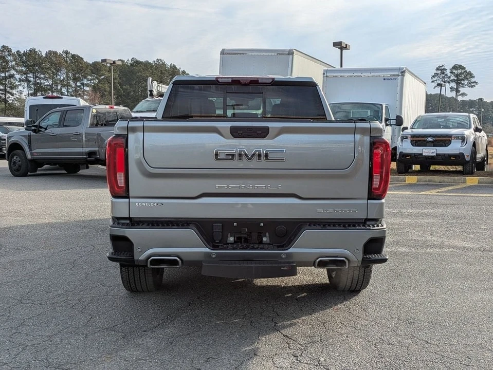 2023 GMC Sierra 5th Gen - Image 5 of 12