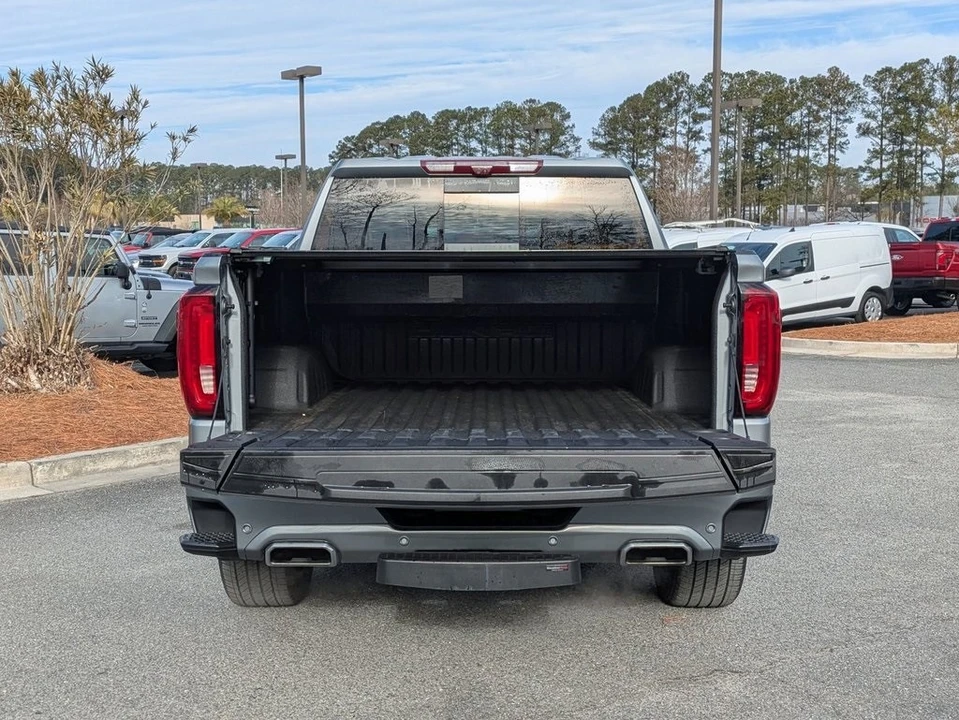 2023 GMC Sierra 5th Gen - Image 8 of 12