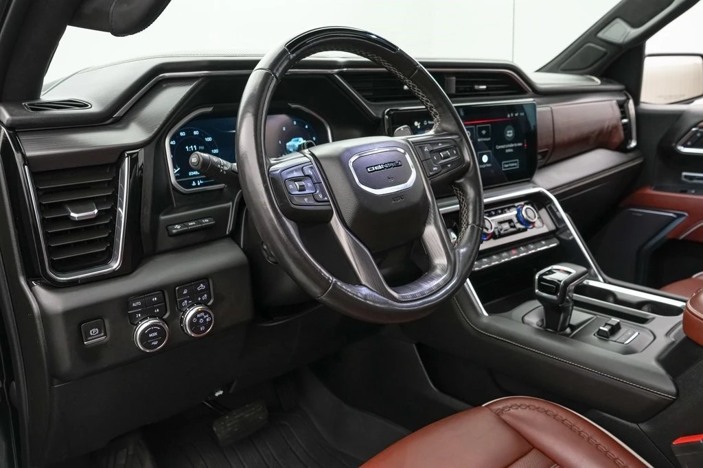 2023 GMC Sierra 5th Gen - Image 17 of 21