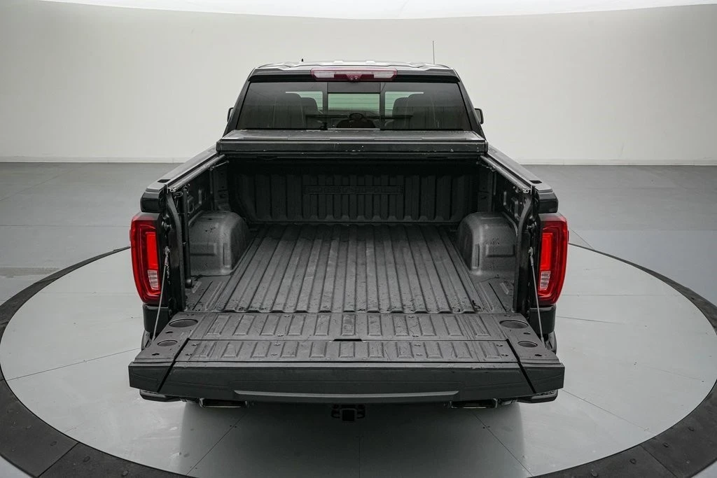 2023 GMC Sierra 5th Gen - Image 7 of 21