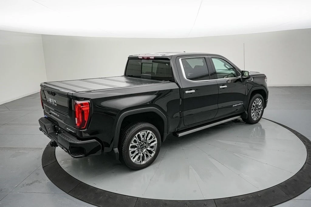 2023 GMC Sierra 5th Gen - Image 5 of 21