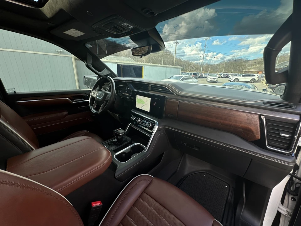 2023 GMC Sierra 5th Gen - Image 18 of 21
