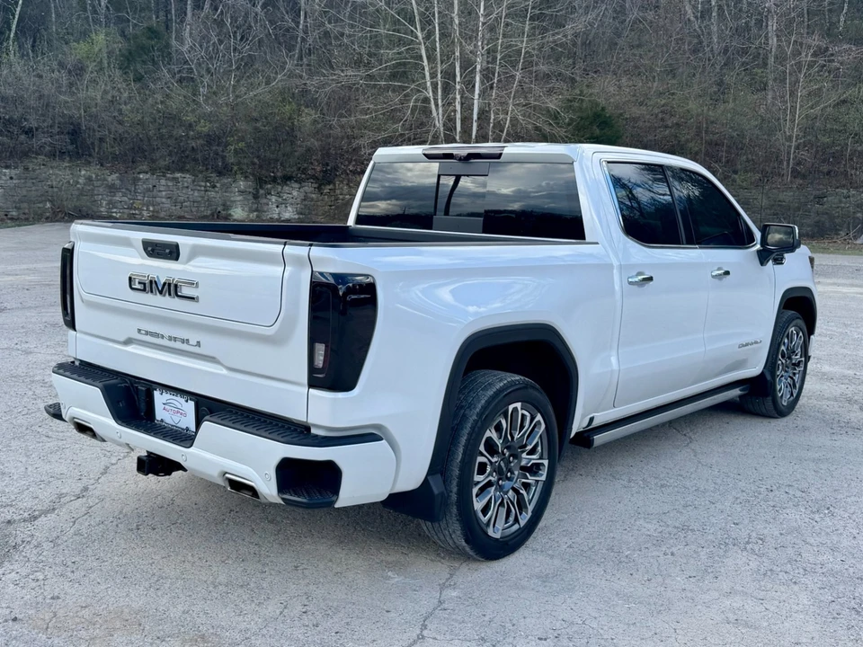 2023 GMC Sierra 5th Gen - Image 3 of 21