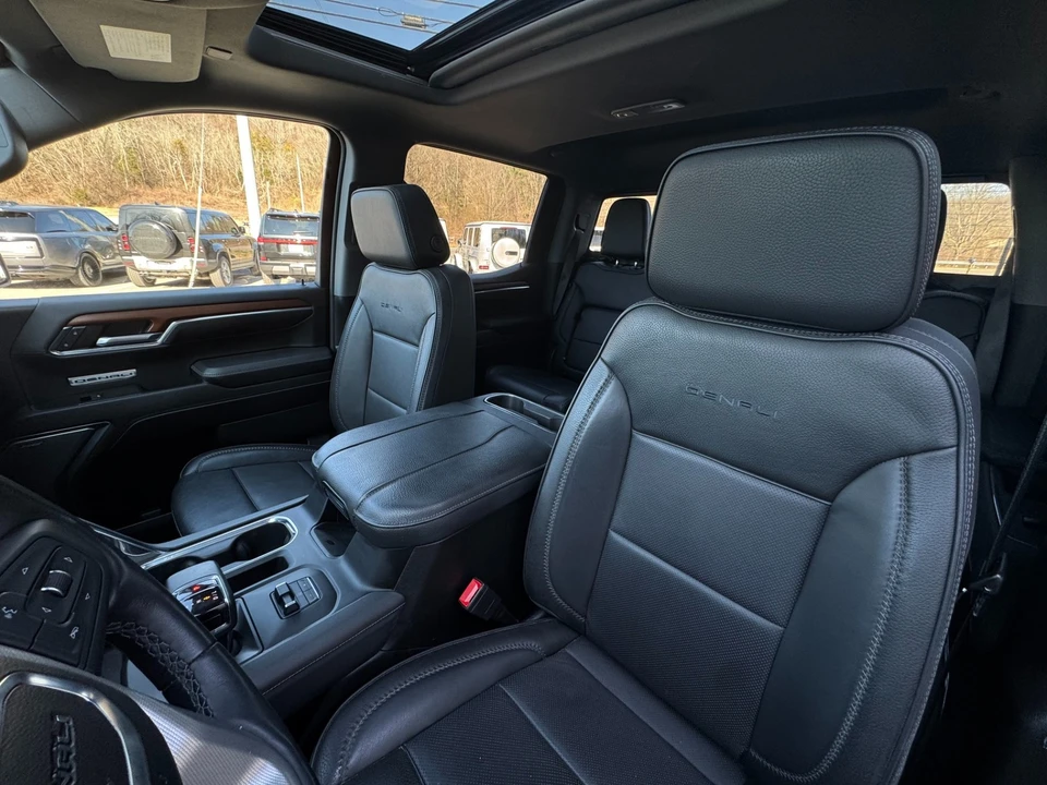 2023 GMC Sierra 5th Gen - Image 11 of 21