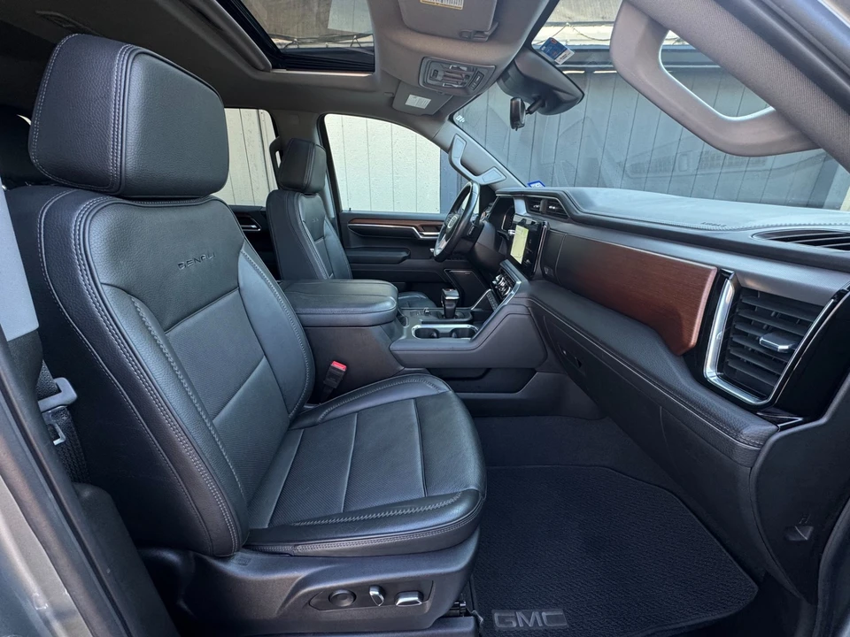 2023 GMC Sierra 5th Gen - Image 18 of 21