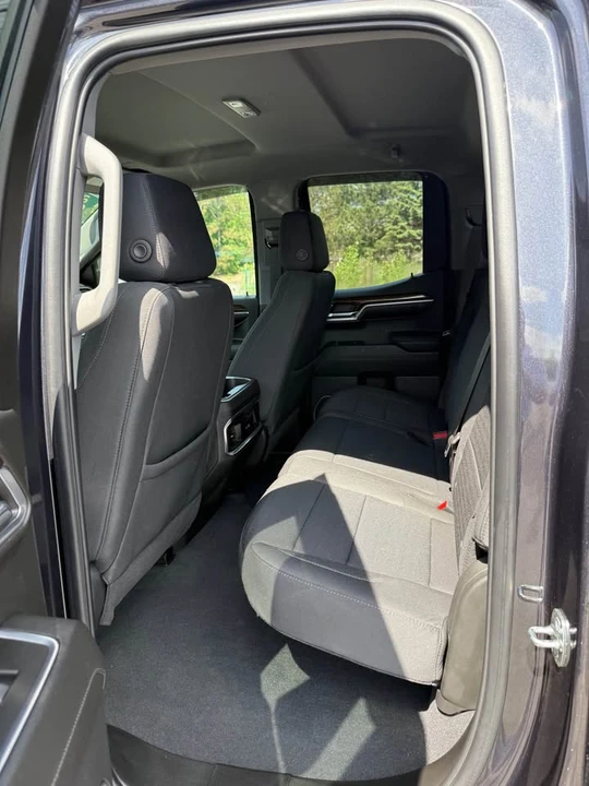 2023 GMC Sierra 5th Gen - Image 7 of 11