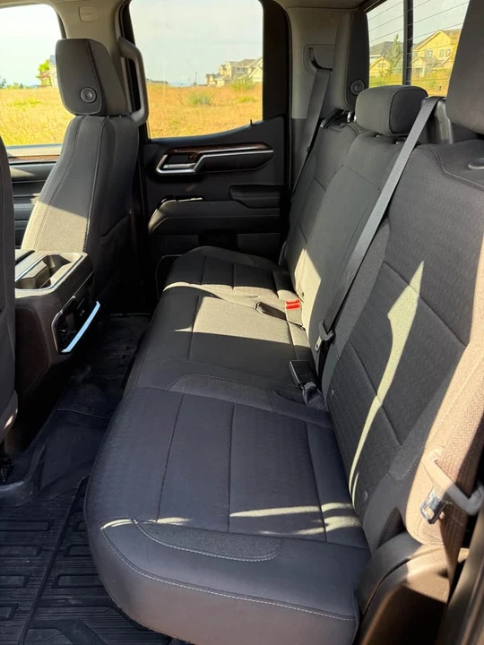 2023 GMC Sierra 5th Gen - Image 8 of 9