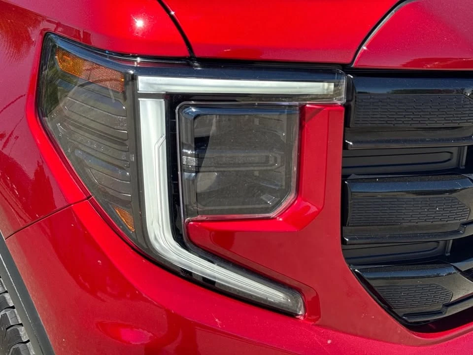2023 GMC Sierra 5th Gen - Image 9 of 20
