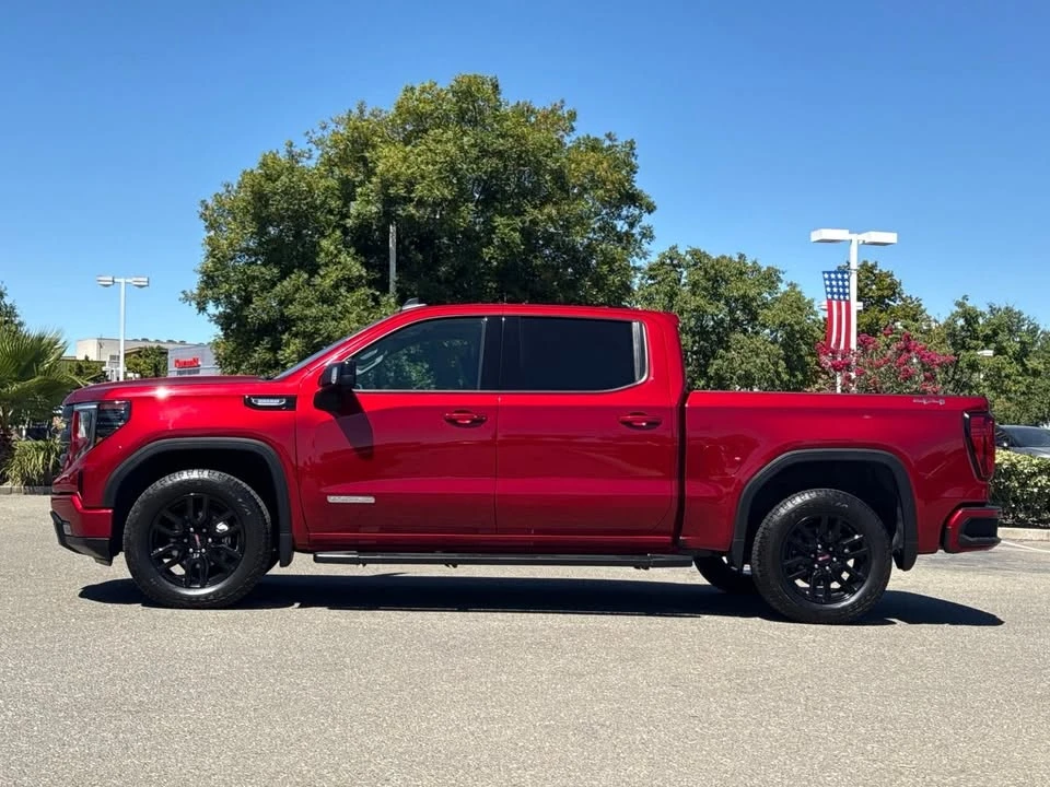 2023 GMC Sierra 5th Gen - Image 5 of 20