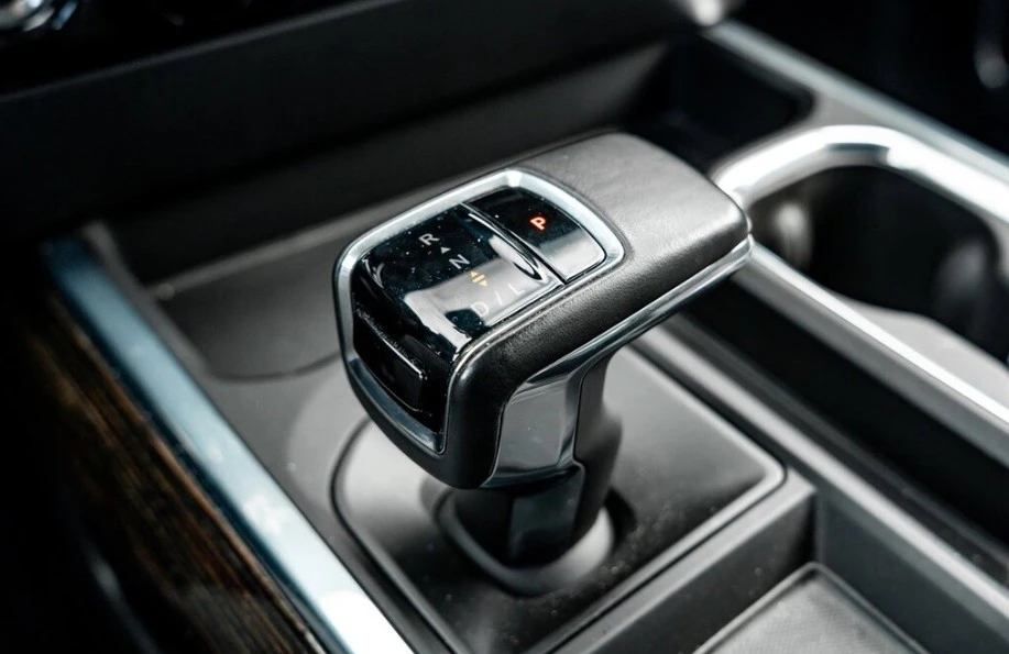 2023 GMC Sierra 5th Gen - Image 12 of 13