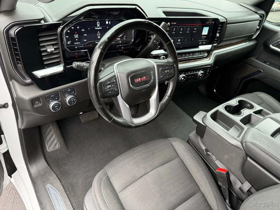 2023 GMC Sierra 5th Gen - Image 10 of 12