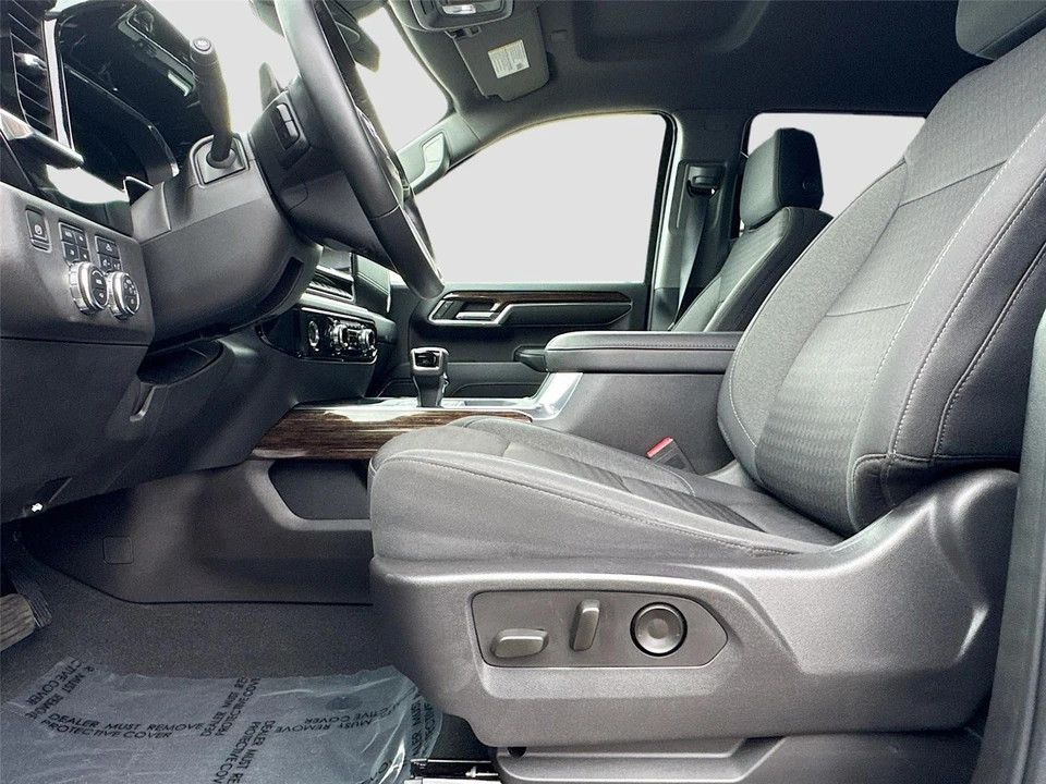 2023 GMC Sierra 5th Gen - Image 18 of 21