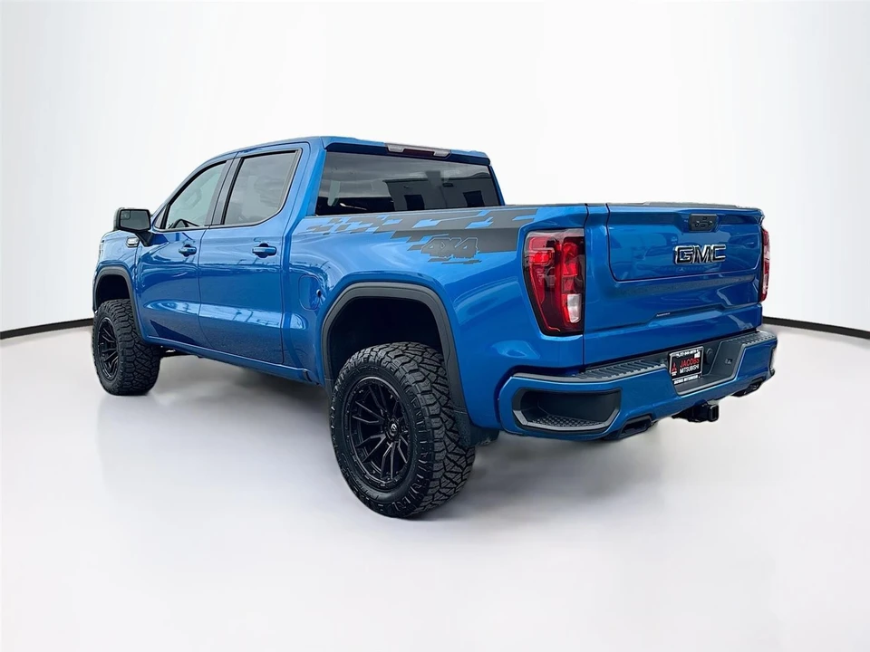 2023 GMC Sierra 5th Gen - Image 5 of 21