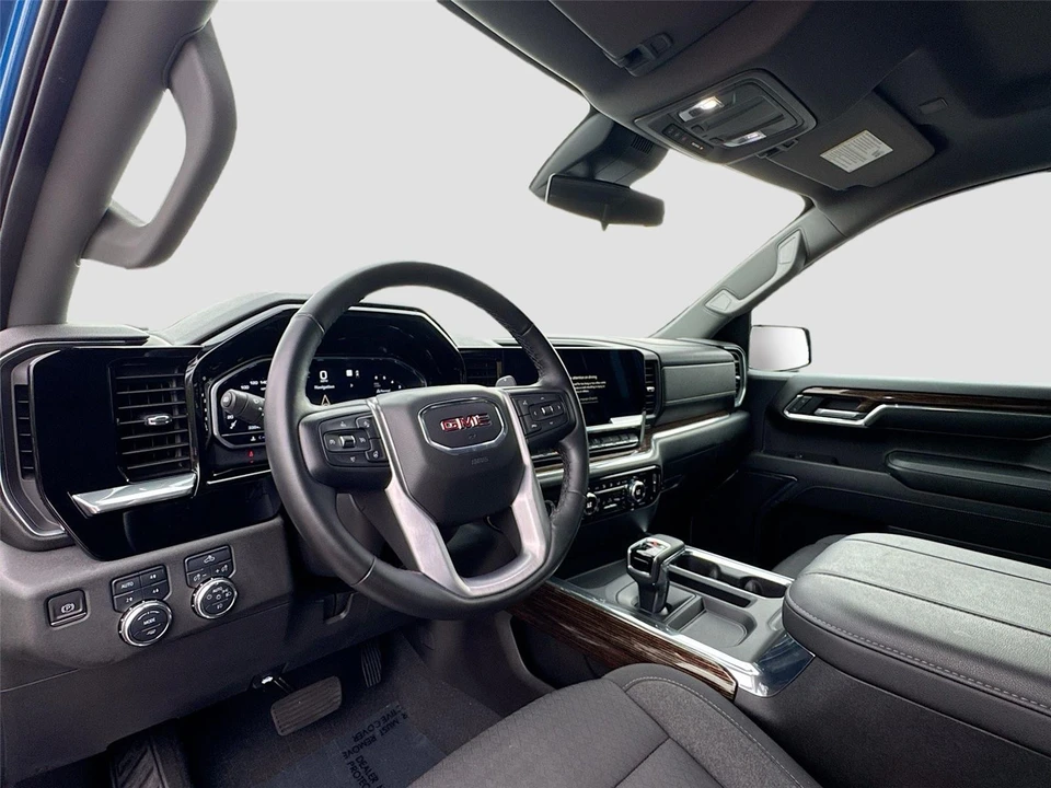 2023 GMC Sierra 5th Gen - Image 9 of 21