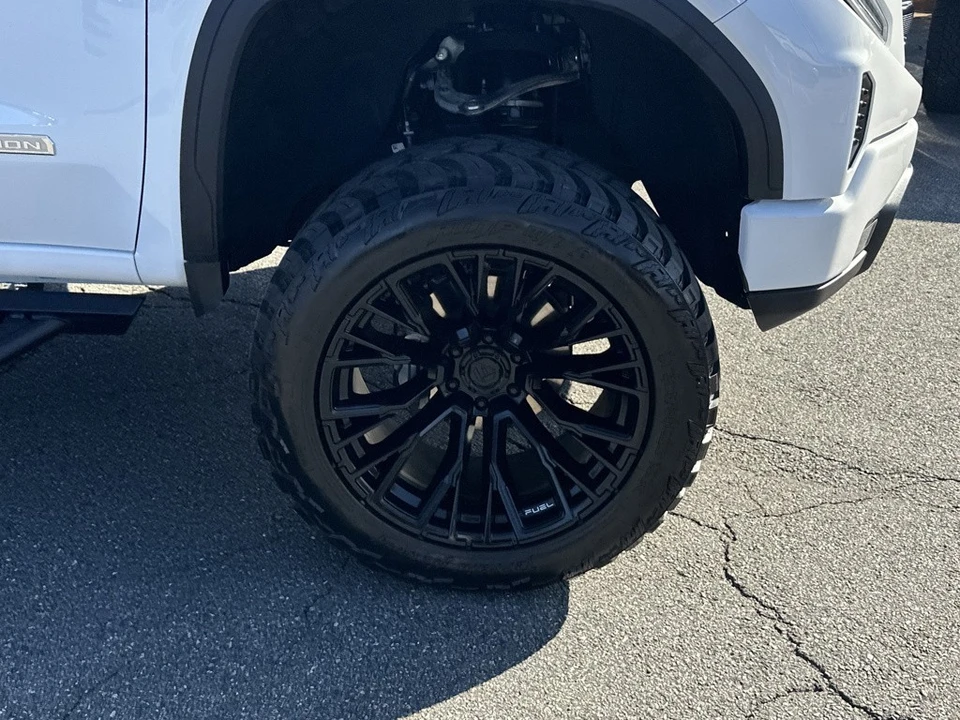 2023 GMC Sierra 5th Gen - Image 13 of 21