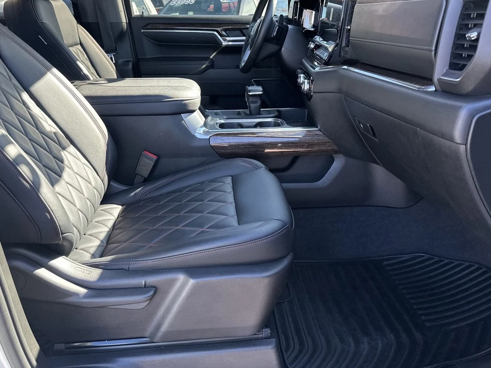 2023 GMC Sierra 5th Gen - Image 14 of 21