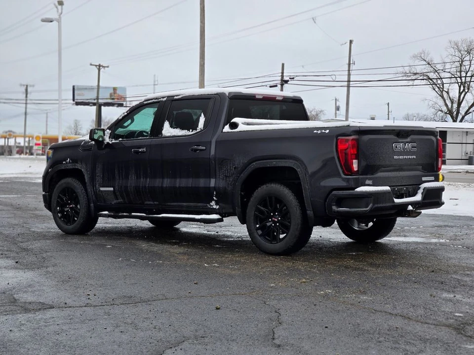 2023 GMC Sierra 5th Gen - Image 5 of 12