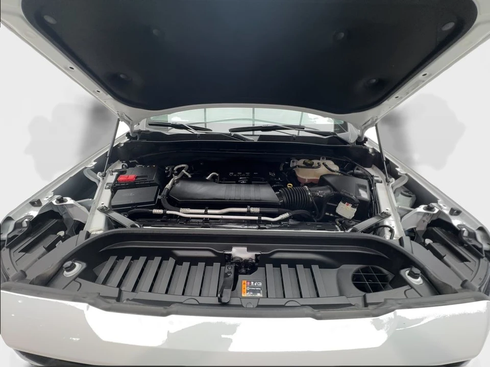 2023 GMC Sierra 5th Gen - Image 18 of 21