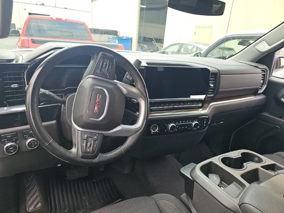 2023 GMC Sierra 5th Gen - Image 6 of 10