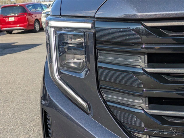2023 GMC Sierra 5th Gen - Image 10 of 12