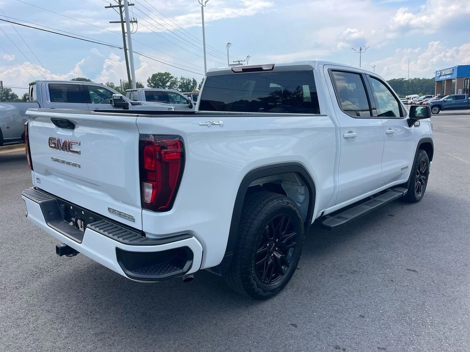 2023 GMC Sierra 5th Gen - Image 5 of 12