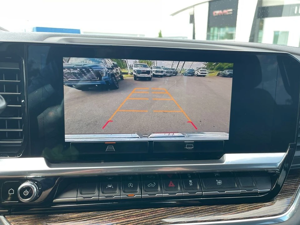 2023 GMC Sierra 5th Gen - Image 19 of 21