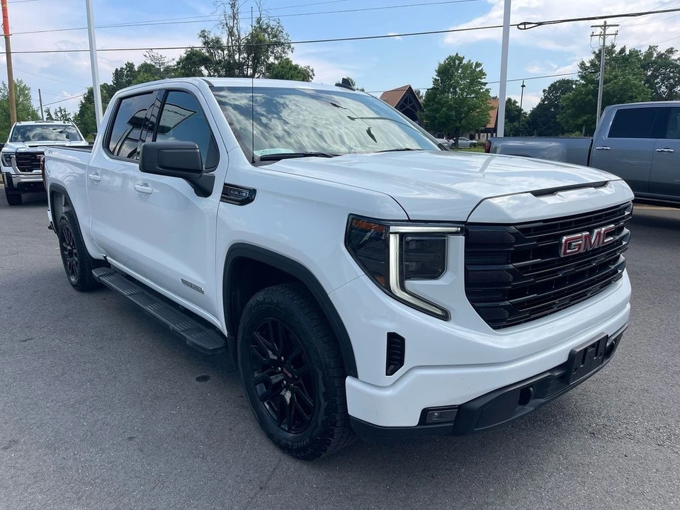 2023 GMC Sierra 5th Gen - Image 7 of 21