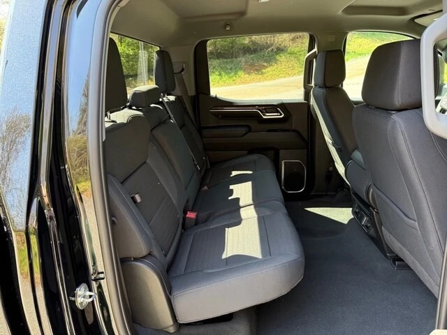 2023 GMC Sierra 5th Gen - Image 20 of 21