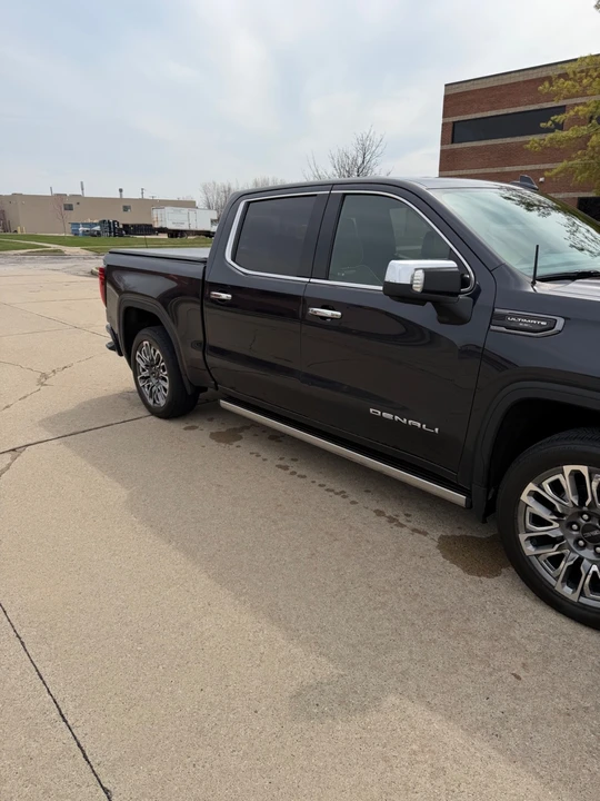 2023 GMC Sierra 5th Gen - Image 15 of 17