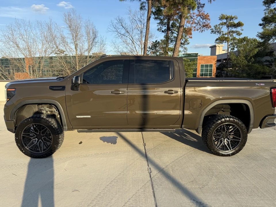 2023 GMC Sierra 5th Gen - Image 6 of 13
