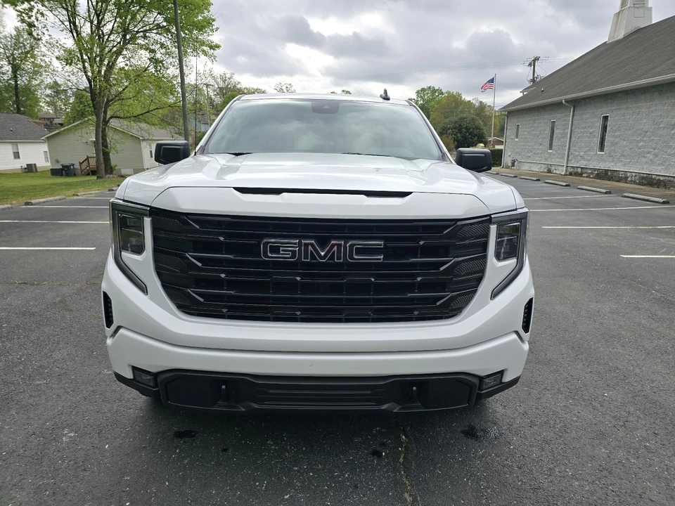 2023 GMC Sierra 5th Gen - Image 5 of 21