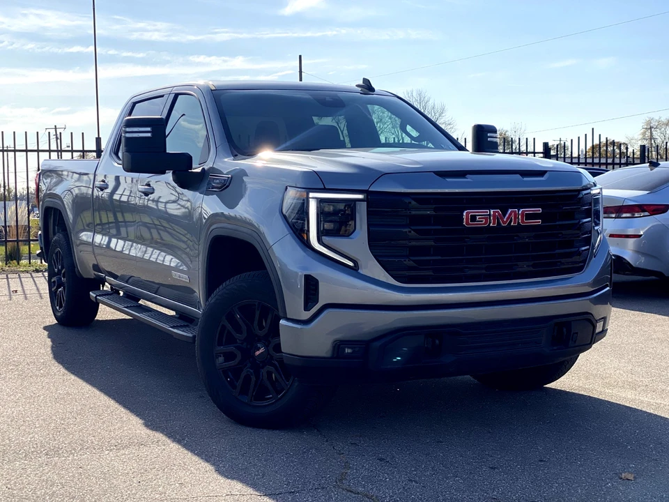 2023 GMC Sierra 5th Gen - Image 2 of 21